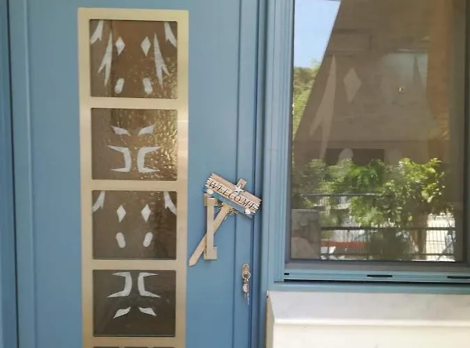 Boubou's Place * Calamata